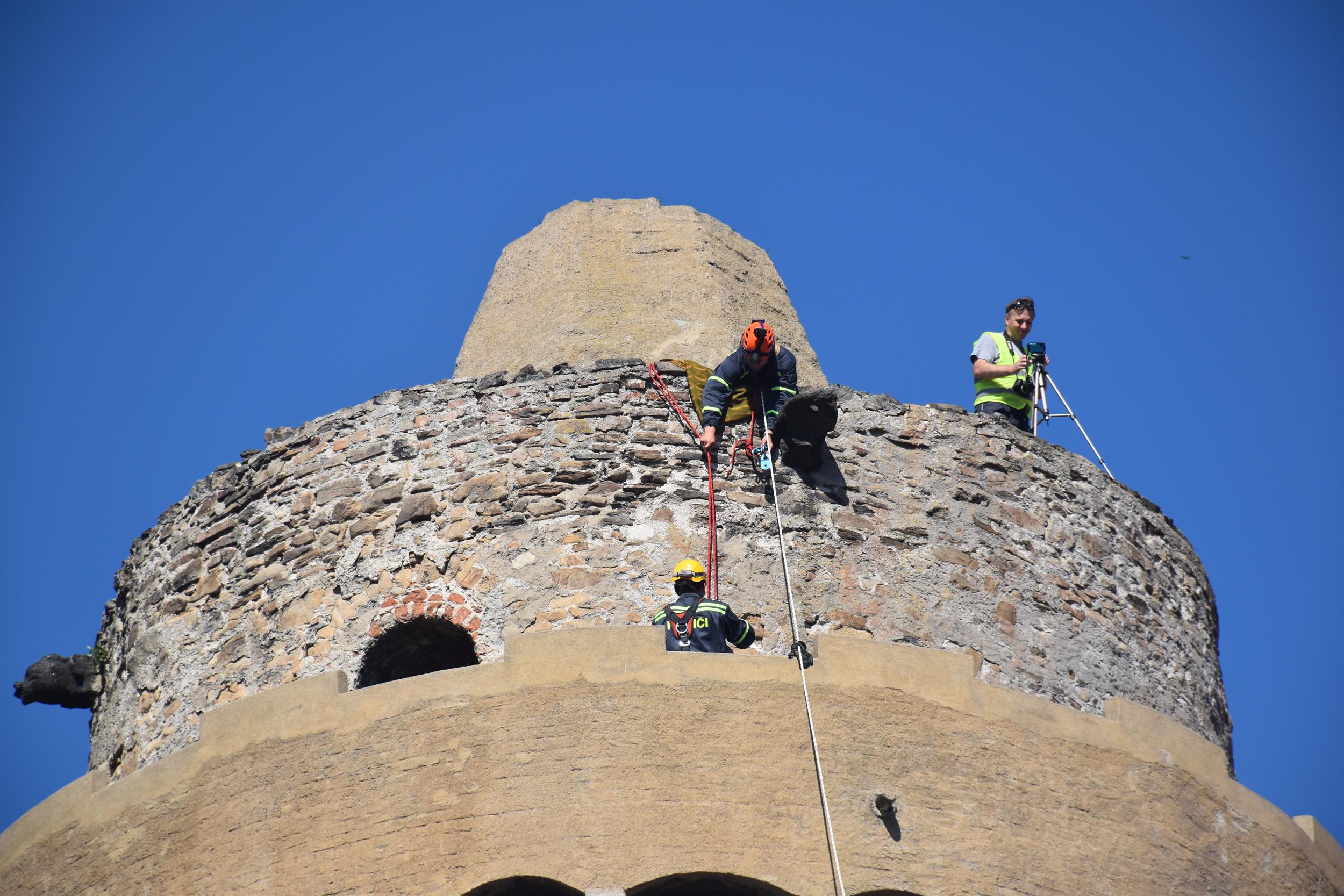 Cvičení Hrad, Strakonice - 23. 6. 2016 (16).JPG