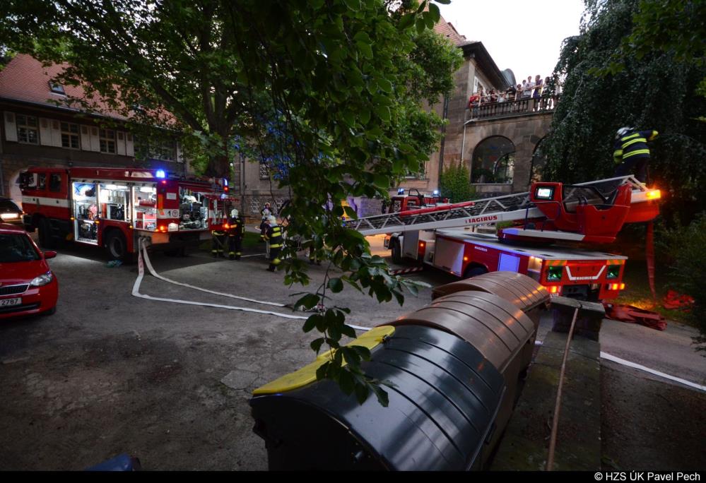 Cvičení požár v dětském domově Litoměřice (3).jpg