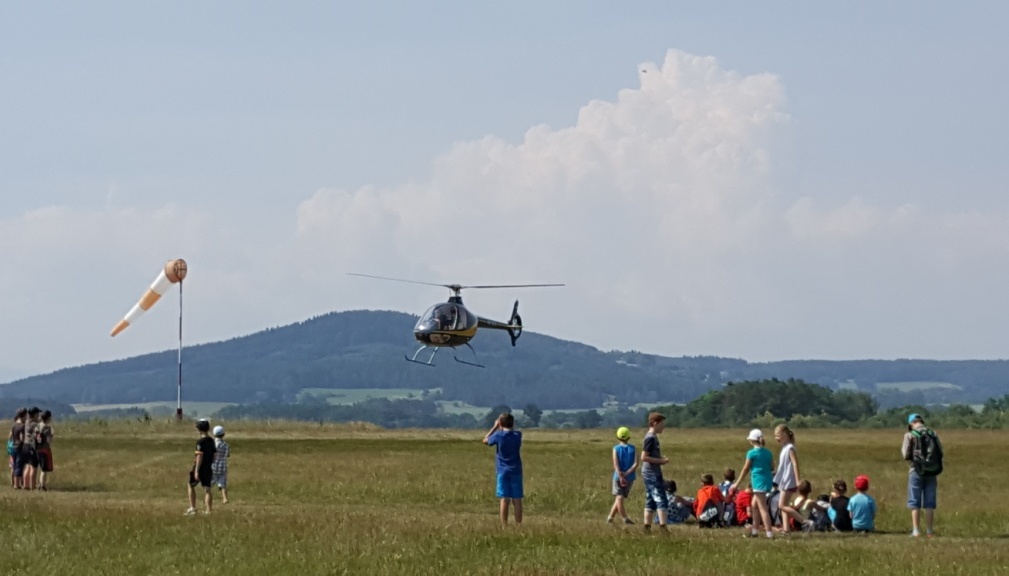 Dětský den na letišti, Strakonice (1).jpg