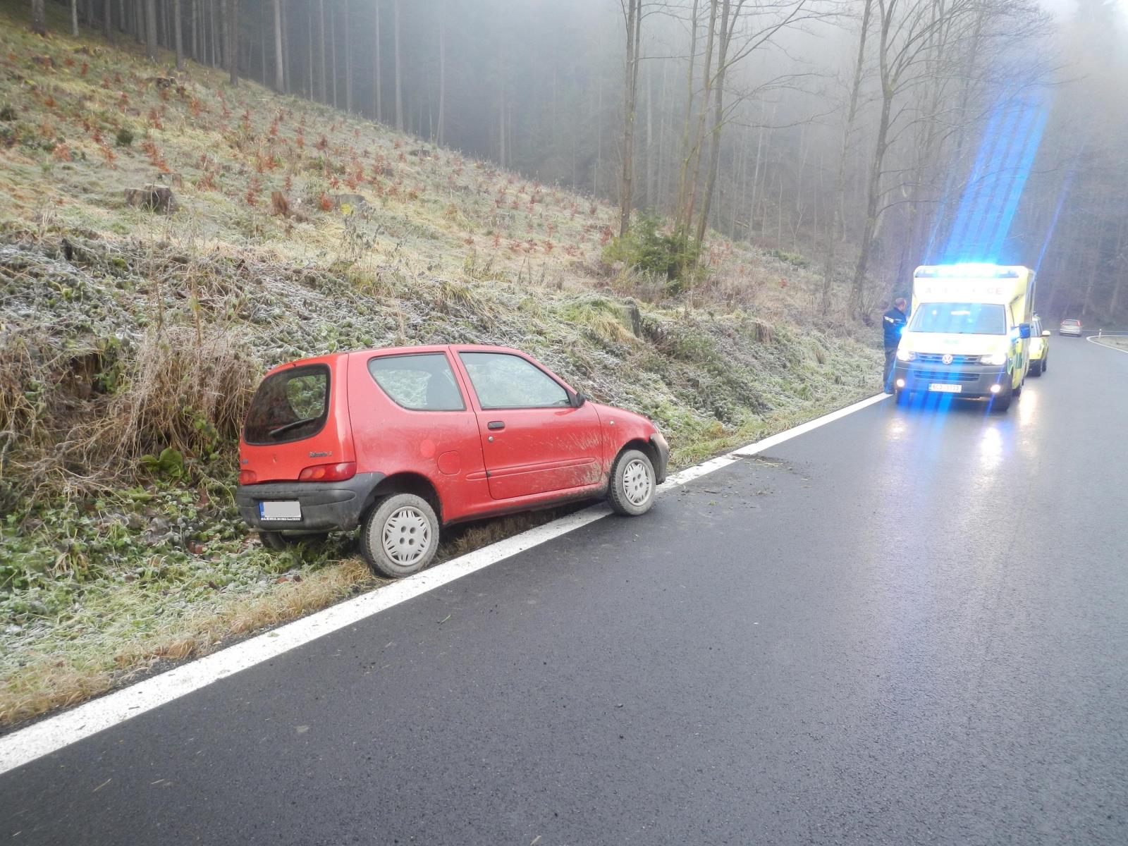 Dopravní nehoda, Hašlovice - 22. 11. 2016 (2).JPG