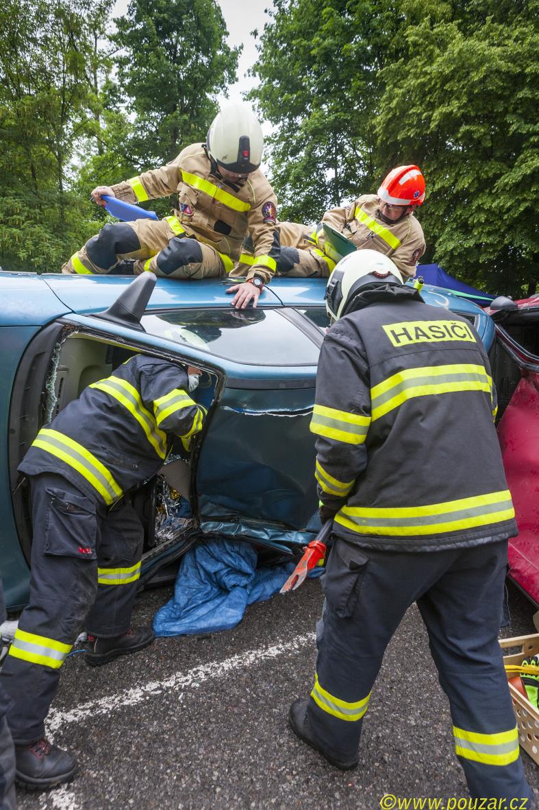 Krajská soutěž ve vyproštování, Český Krumlov - 17. 5. 2018 (11).jpg