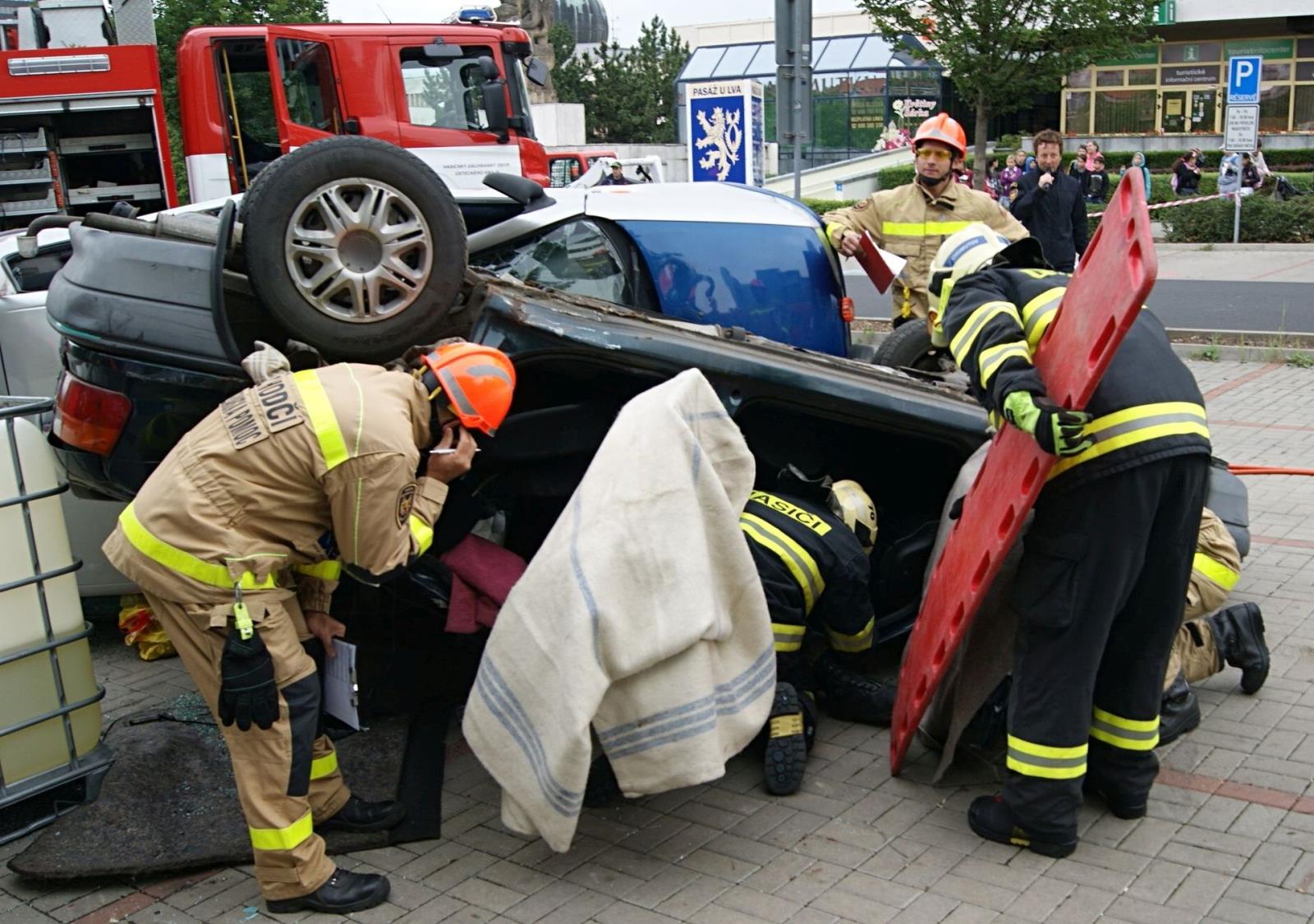 Krajská soutěž ve vyprošťování 2018 (14).jpg