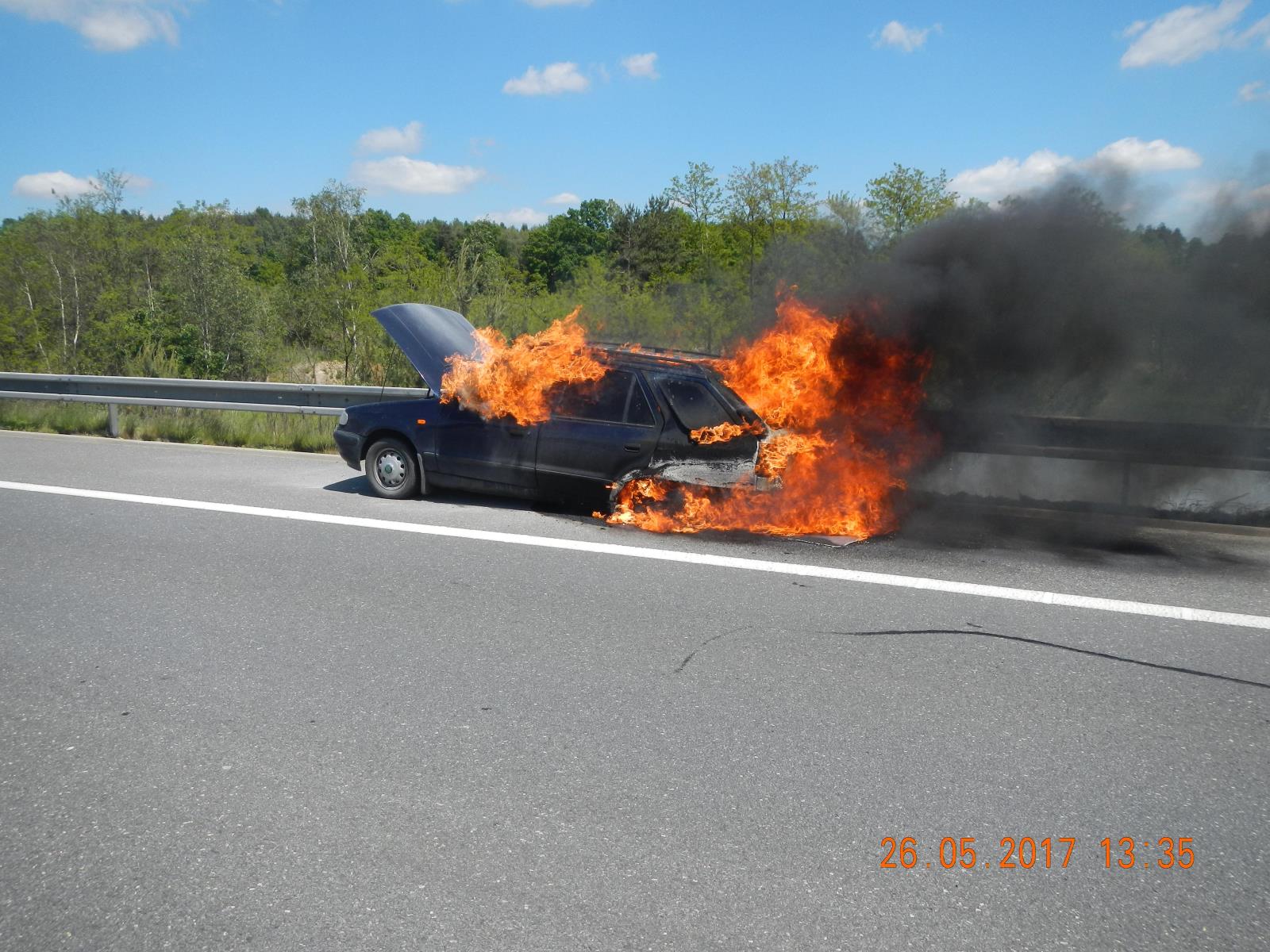 Požár OA, Chotoviny - 26. 5. 2017 (1).JPG