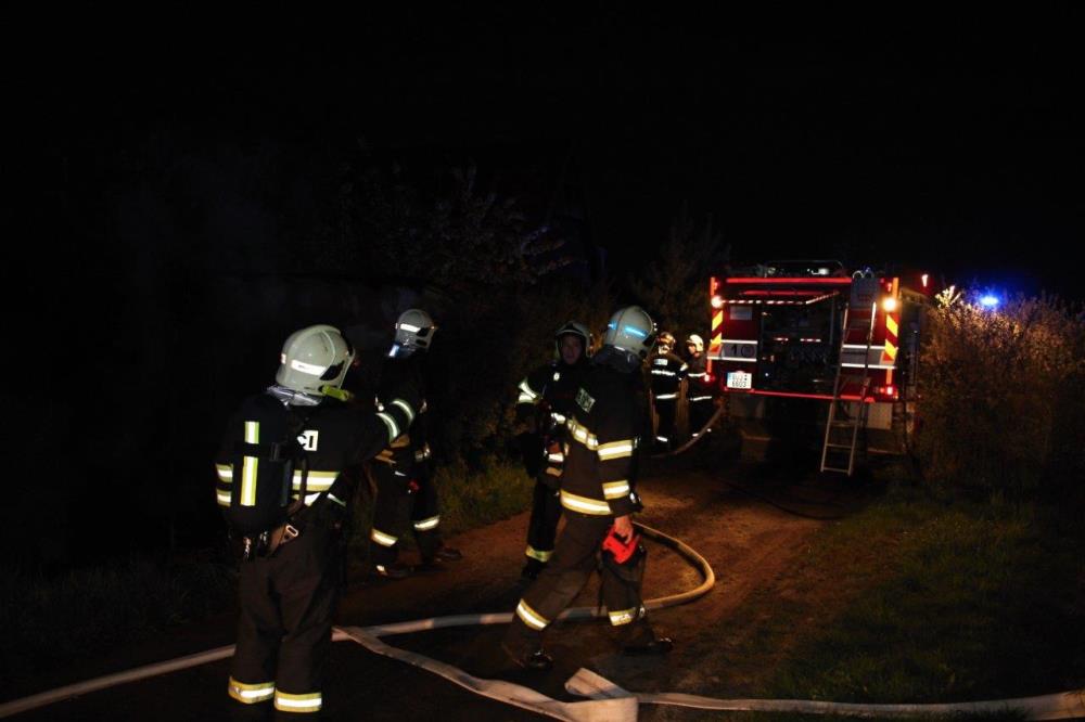 Požár dřevěné kůlny Litoměřice (2).jpg