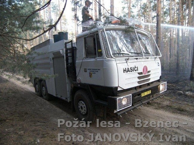 Požár lesa - Bzenec - FOTO: Janovský Ivan