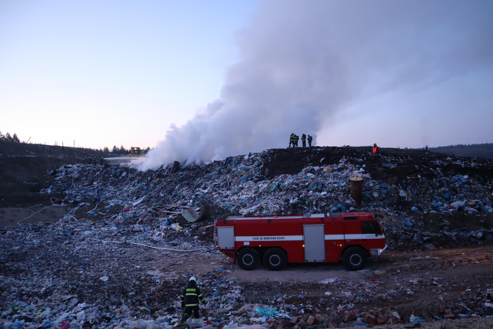 Požár skládky, Vydlaby - 25. 3. 2020 (11).JPG