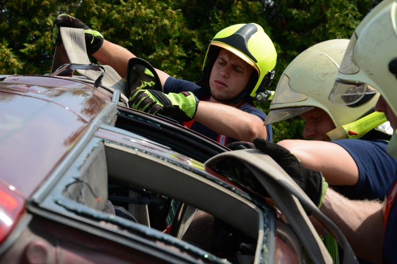 Rescue meeting 2019_praktický výcvik ve vyprošťování.jpg