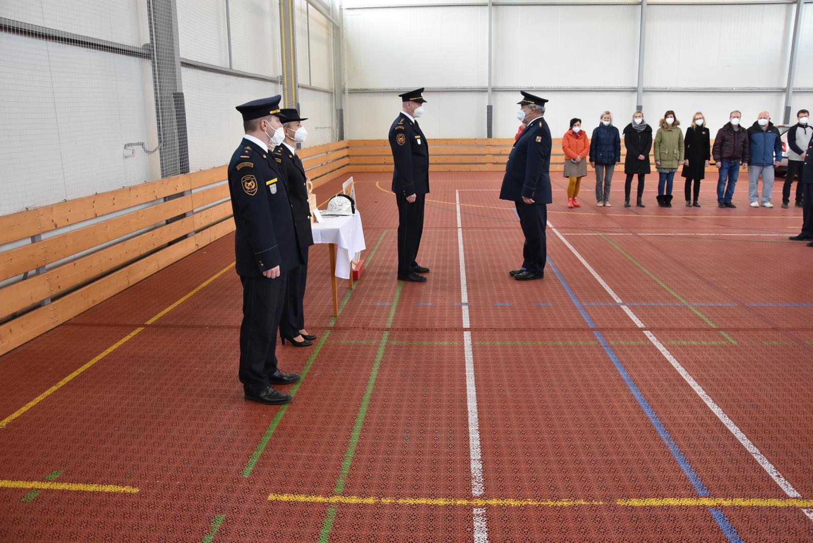 Rozloučení s naším dlouholetým a nezapomenutelným kolegou kpt. Bc. Zdeňkem Ondráčkem (3).JPG