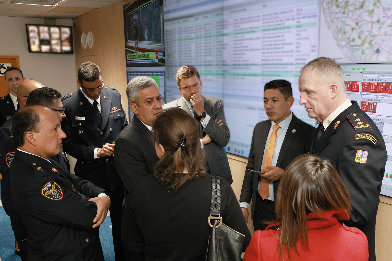 The general director of FRS CR with the guests from Colombia at NOPIS.jpg