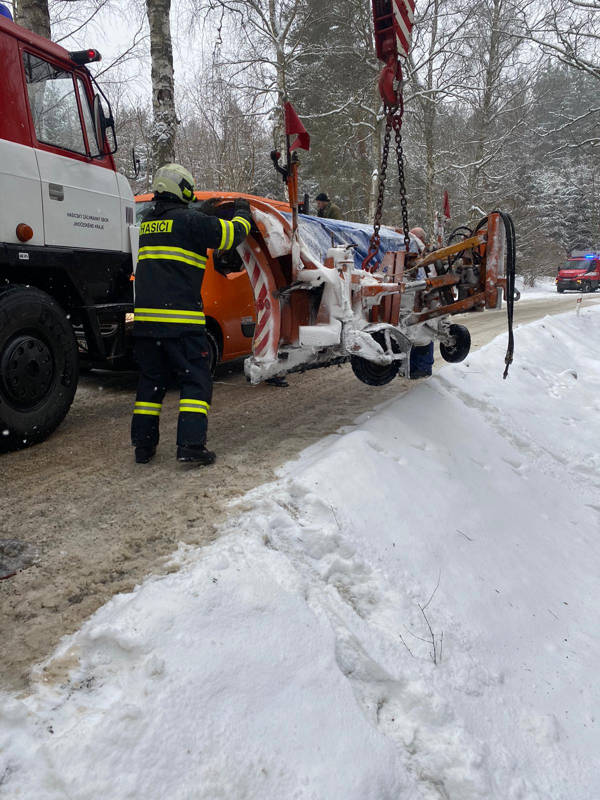 Vyproštění sypače, Mutyněves - 16. 2. 2021 (4).jpg