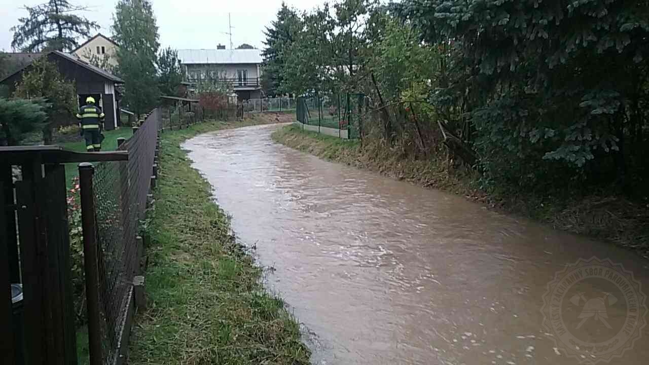 hasiči odstraňují následky povodní v kraji14-10-2020d.jpg