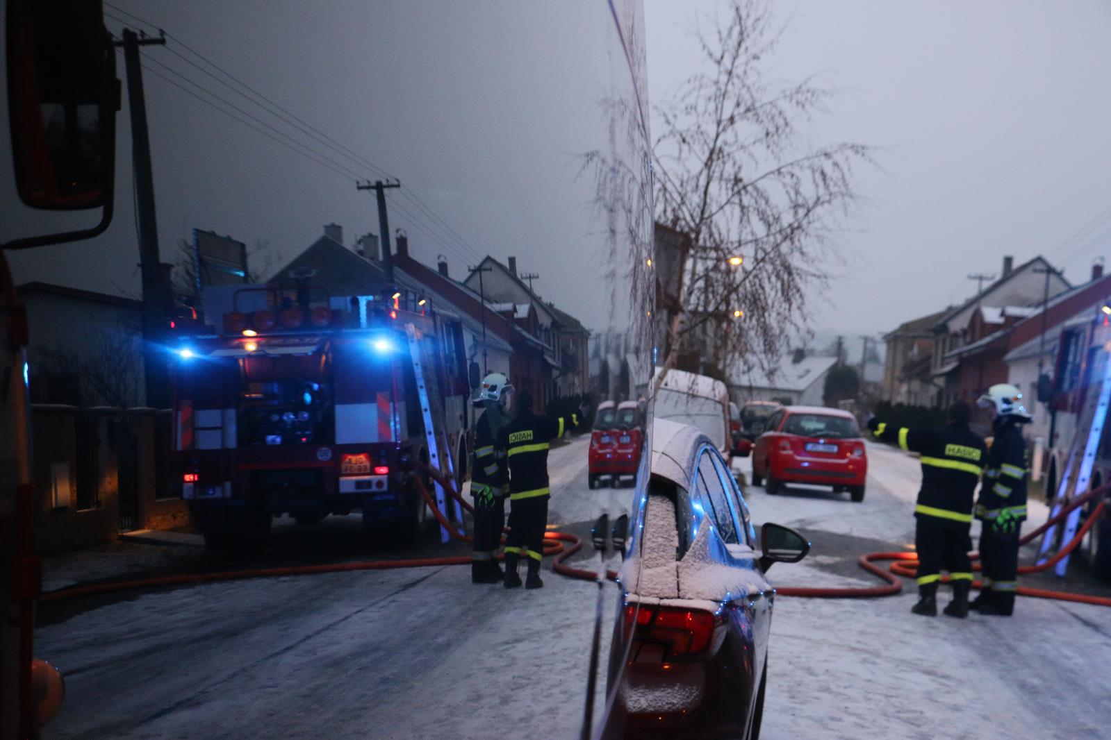 pozar zdene pristavby RD Bělkovice-Lašťany