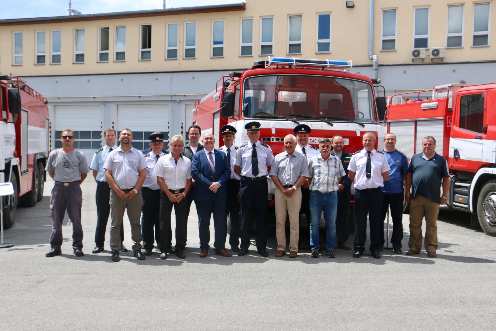 predavani techniky a podekovani za reprezentaci 19.6.2018 HZS OLK