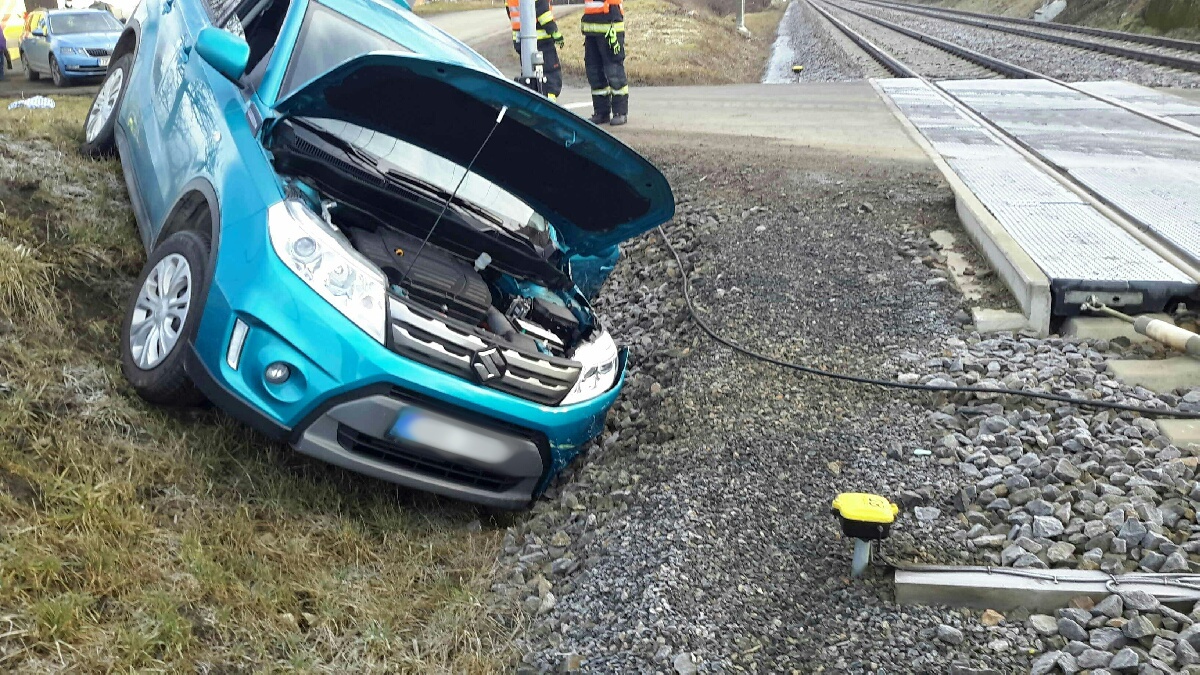vyproštění vozidla po nehodě (5).jpg