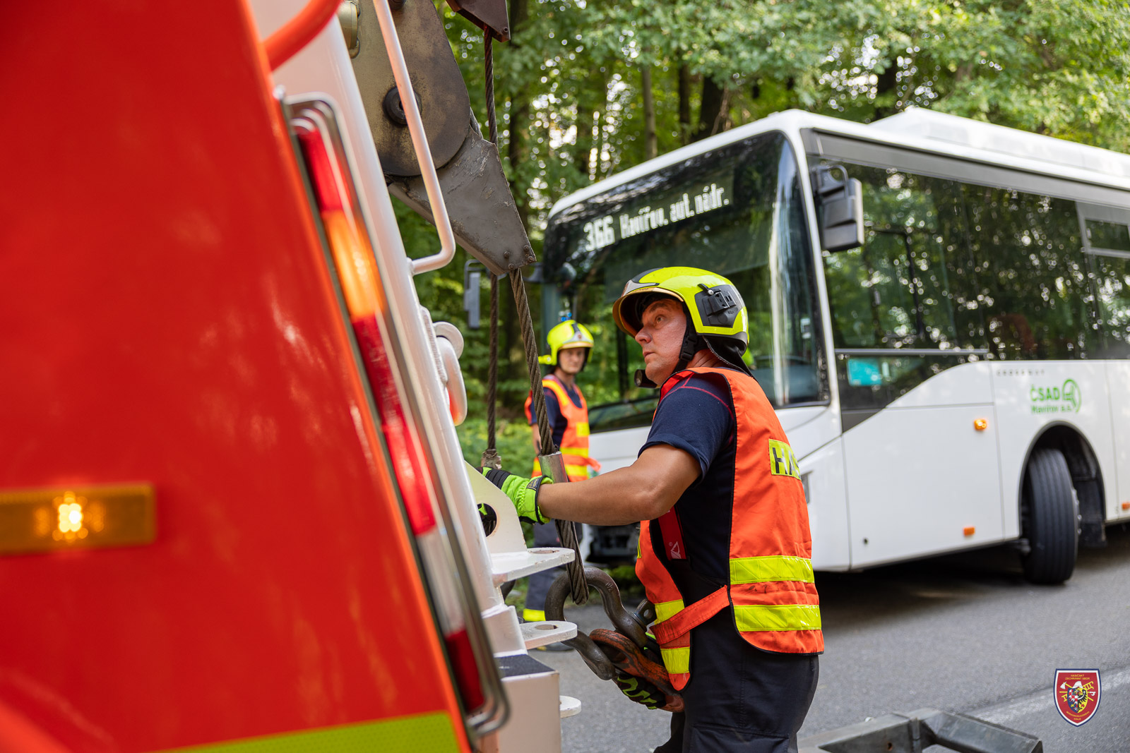 vytazeni_autobusu_Pazderna_4.jpg